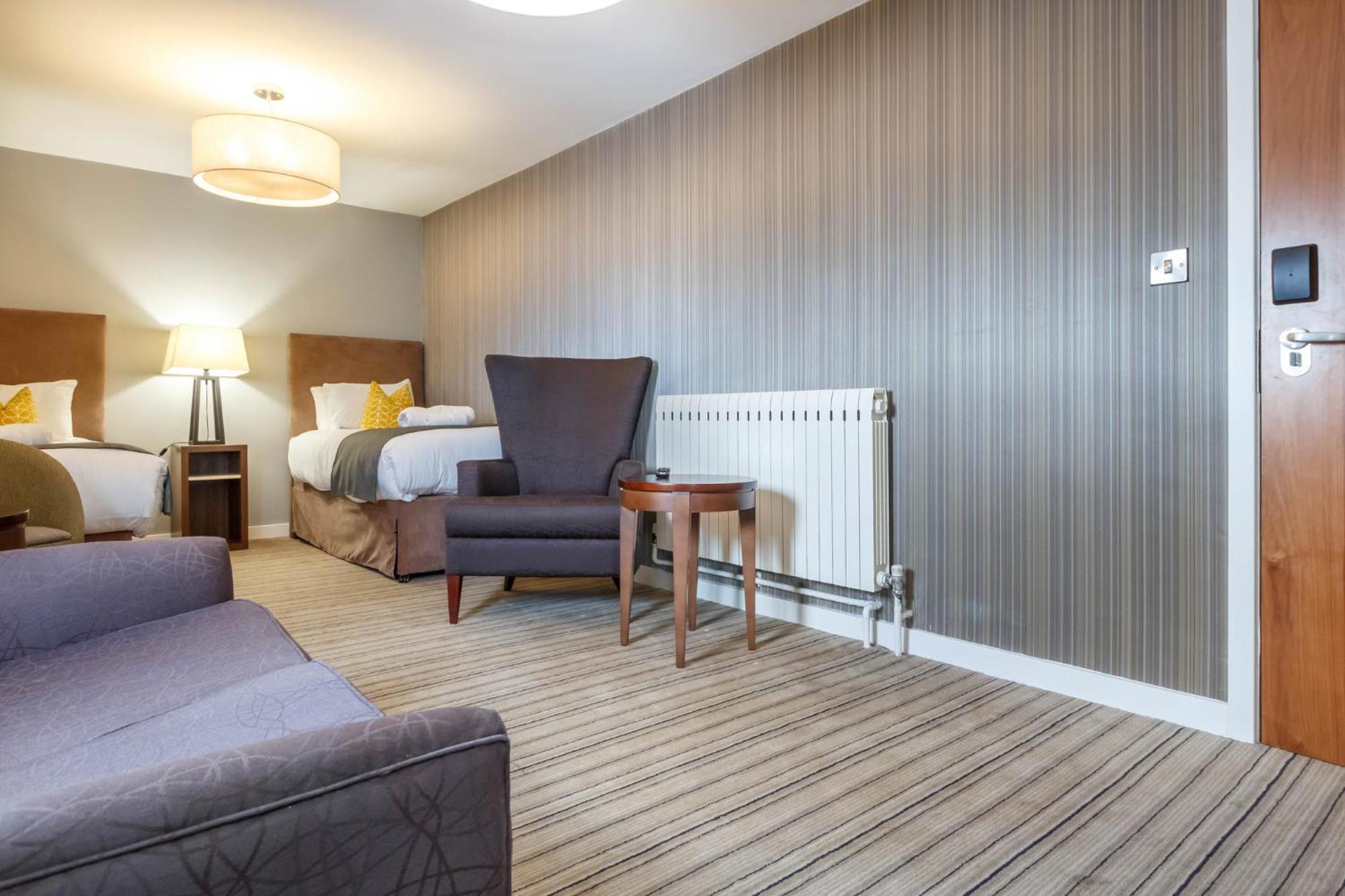 Garner Hotel Preston Samlesbury By Ihg Екстериор снимка