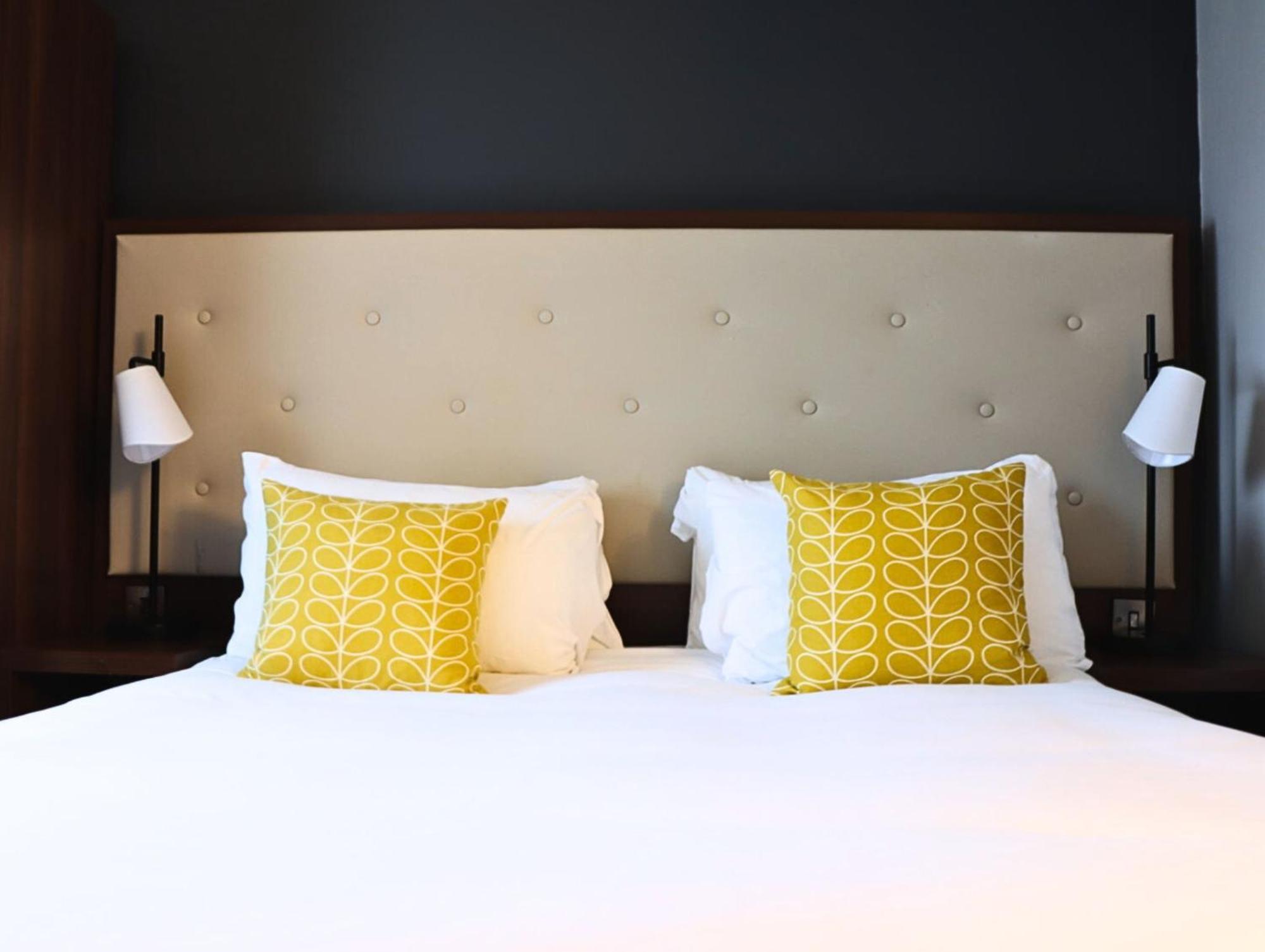Garner Hotel Preston Samlesbury By Ihg Екстериор снимка